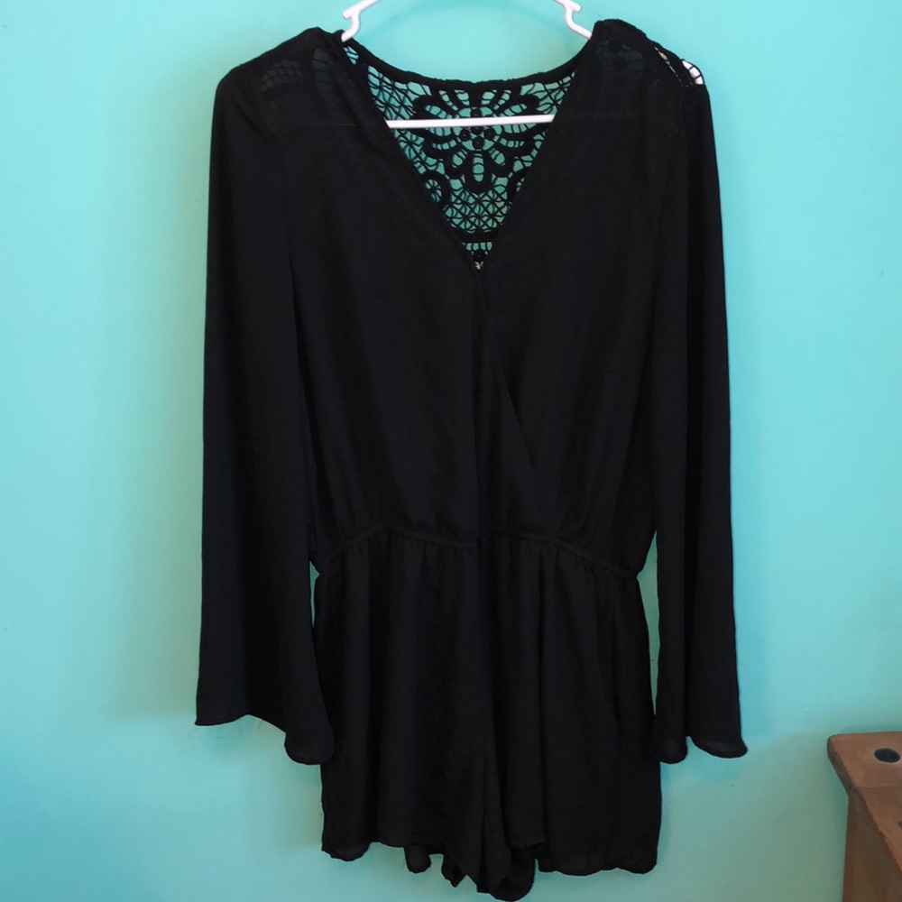 Gorgeous silky black jumper